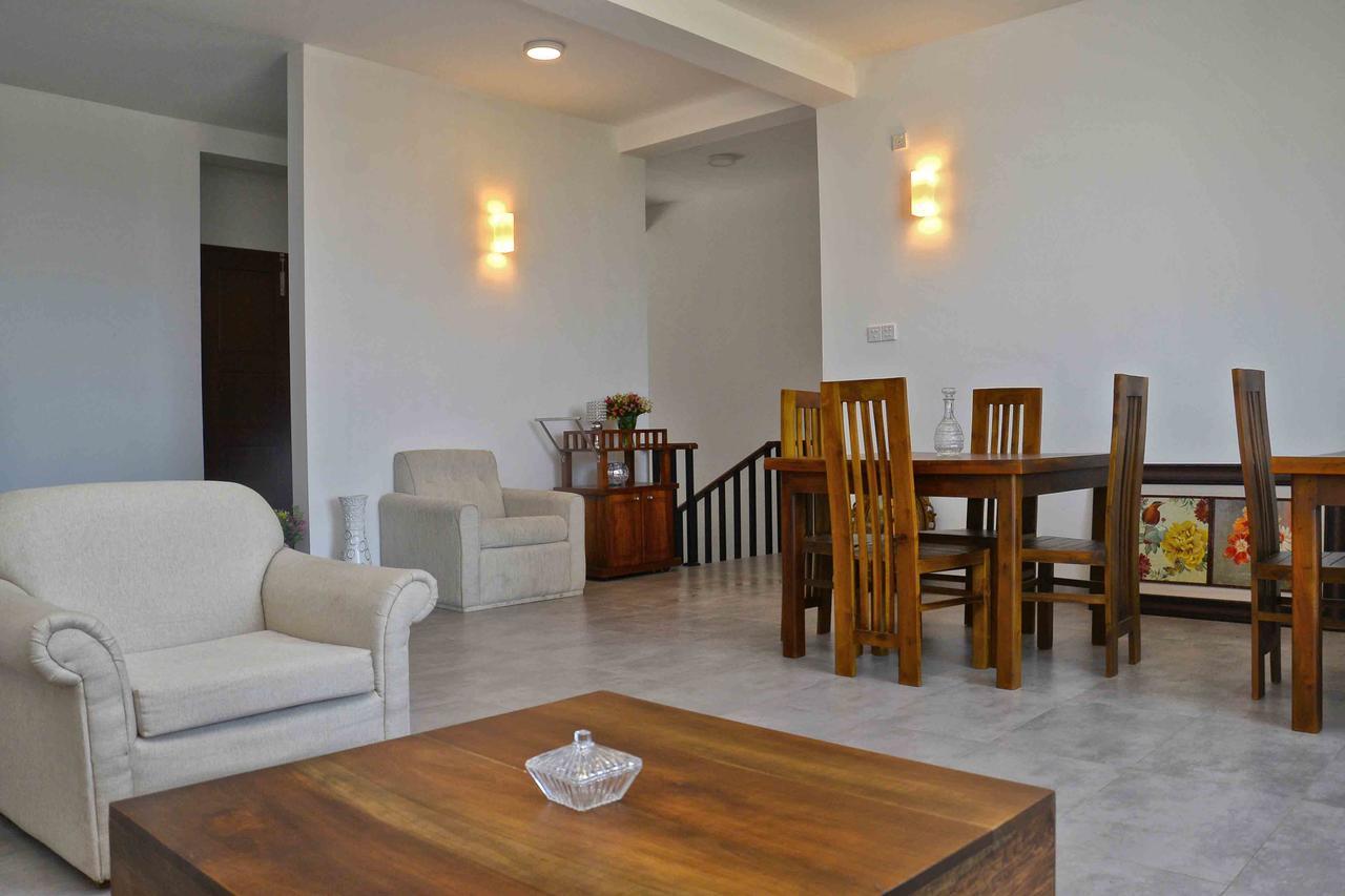 كاندي Red Chillies Tourist Inn المظهر الخارجي الصورة