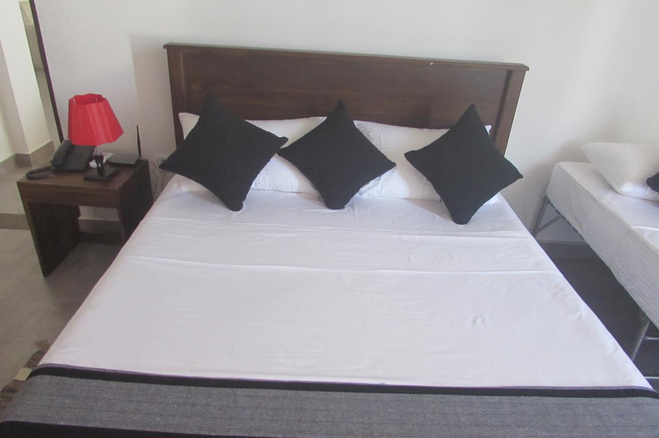 كاندي Red Chillies Tourist Inn المظهر الخارجي الصورة