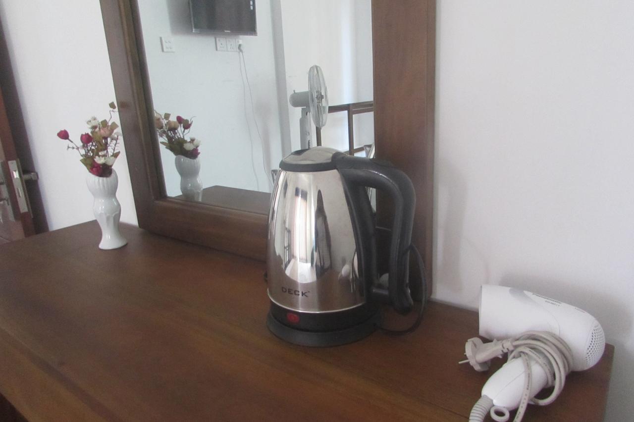 كاندي Red Chillies Tourist Inn المظهر الخارجي الصورة