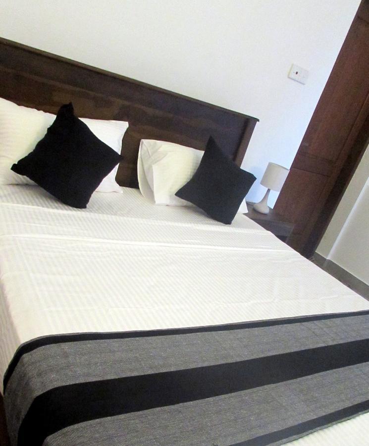 كاندي Red Chillies Tourist Inn المظهر الخارجي الصورة