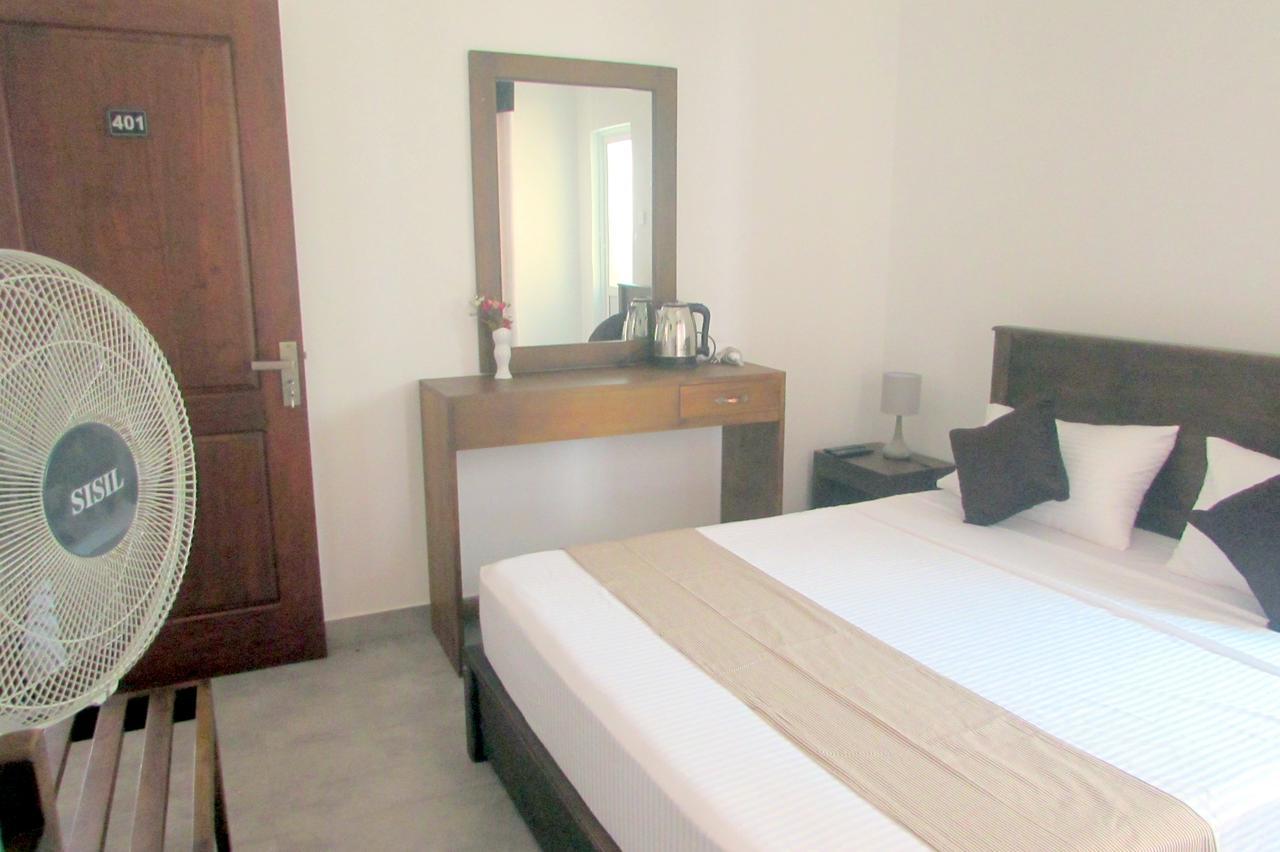كاندي Red Chillies Tourist Inn المظهر الخارجي الصورة