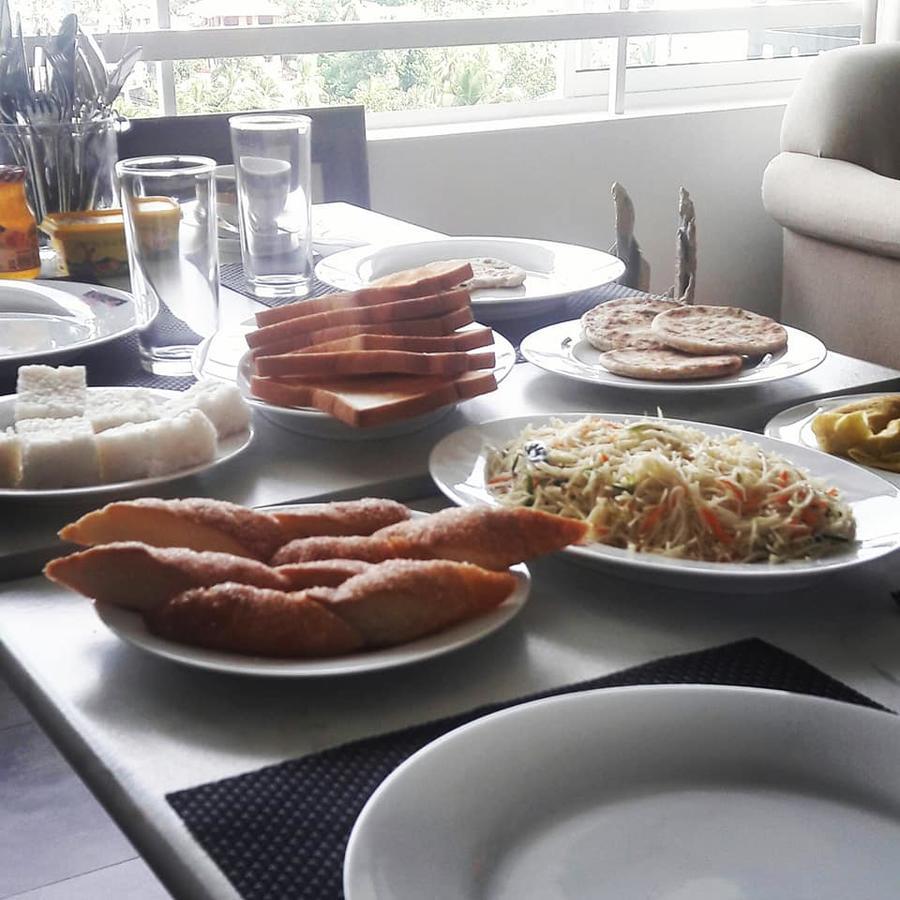 كاندي Red Chillies Tourist Inn المظهر الخارجي الصورة