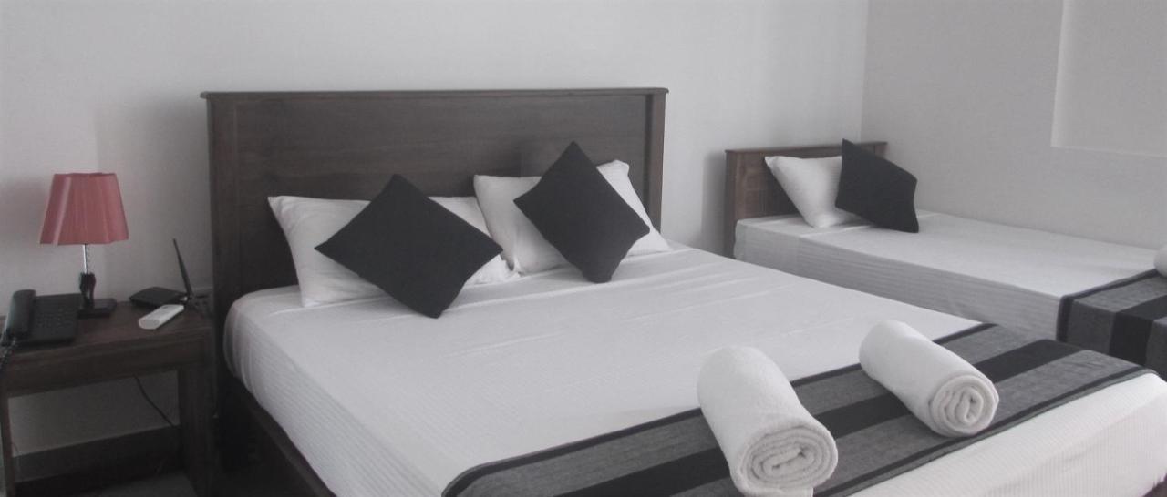 كاندي Red Chillies Tourist Inn المظهر الخارجي الصورة